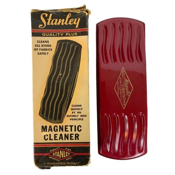 Stanley Magnetic Cleaner Red Black Bakelite Upholstery Brush Original Box 1950s - Picture 1 of 3